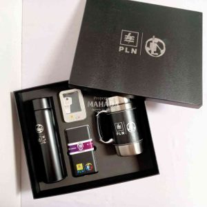 hardbox-packaging-custom-untuk-gift-set-corporate-www.mahada.id